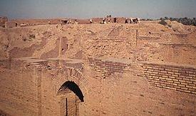 Les ruines d'un ancien village nous serviront d'abri