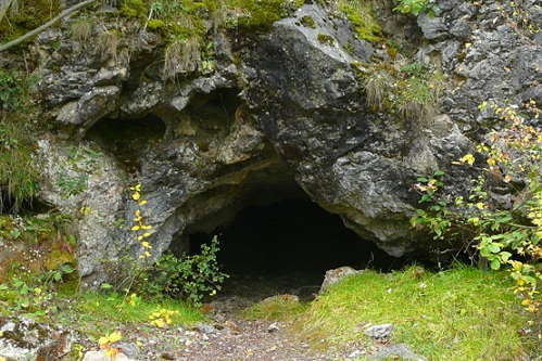 L'entrée de la grotte